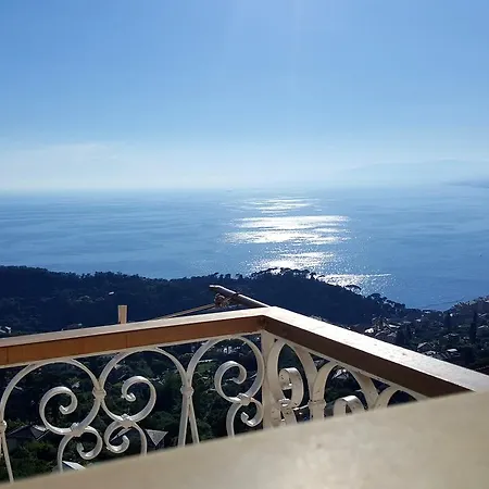 Un Balcone Tra Cielo E Mare *